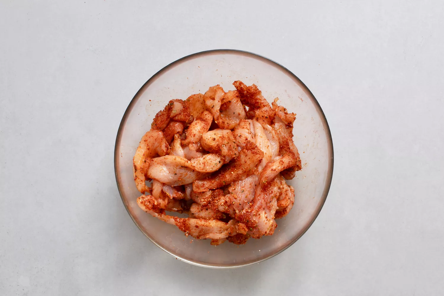 Frango cortado em tiras