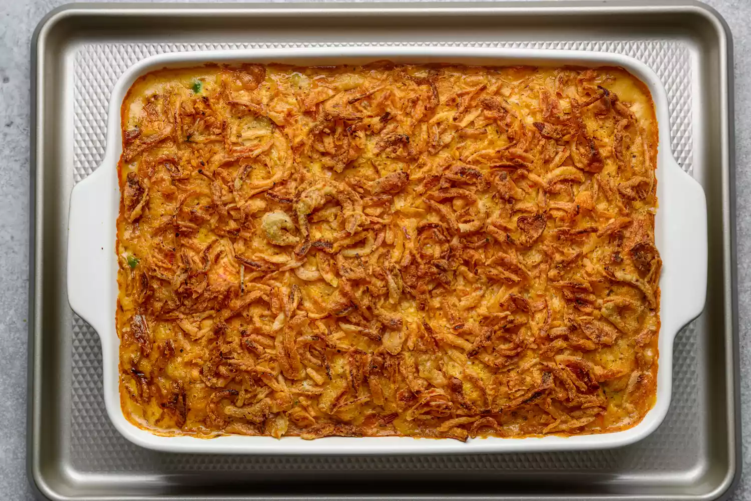 Um Chicken Cobbler completamente assado